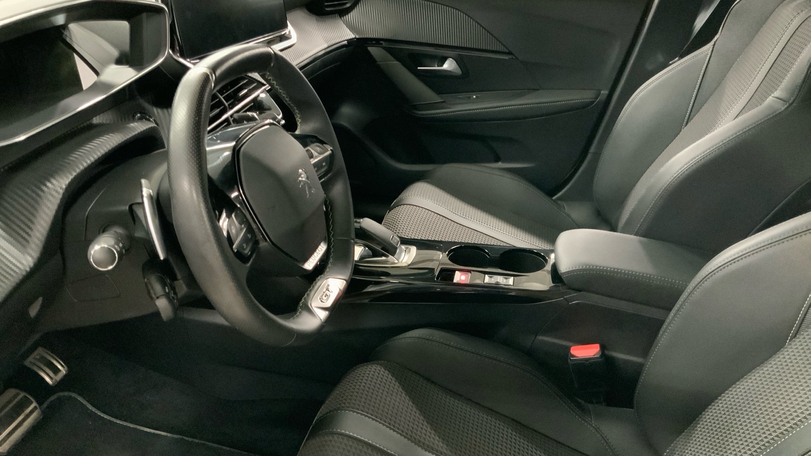 2021 Peugeot 208