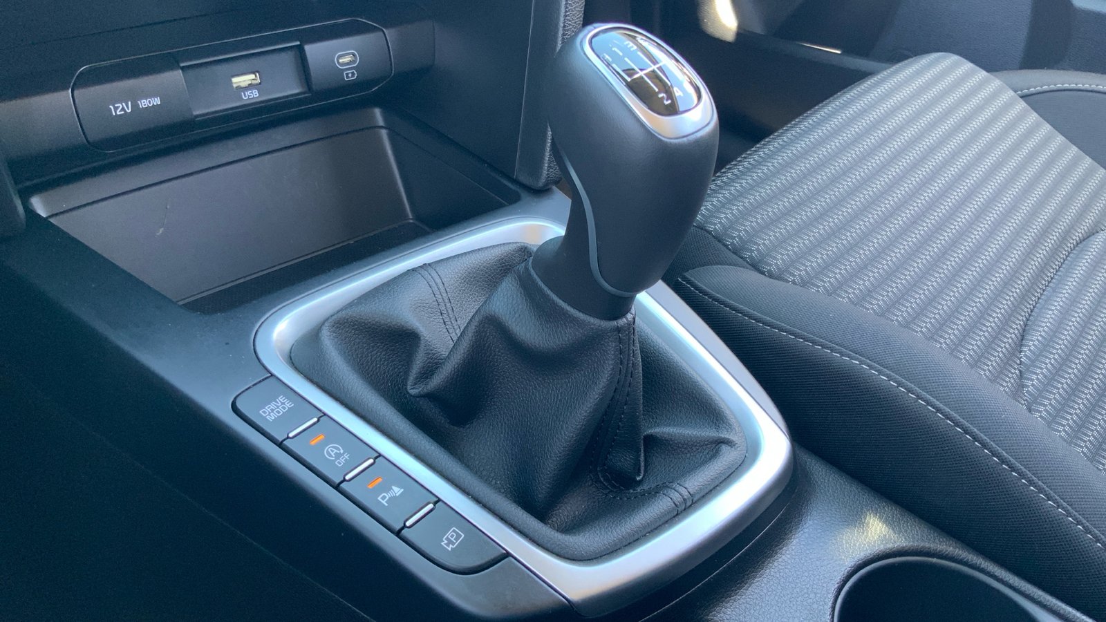 2023 Kia Ceed