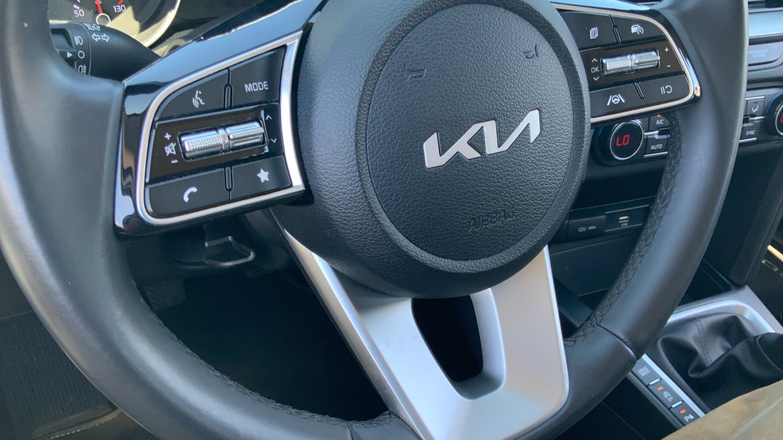 2023 Kia Ceed