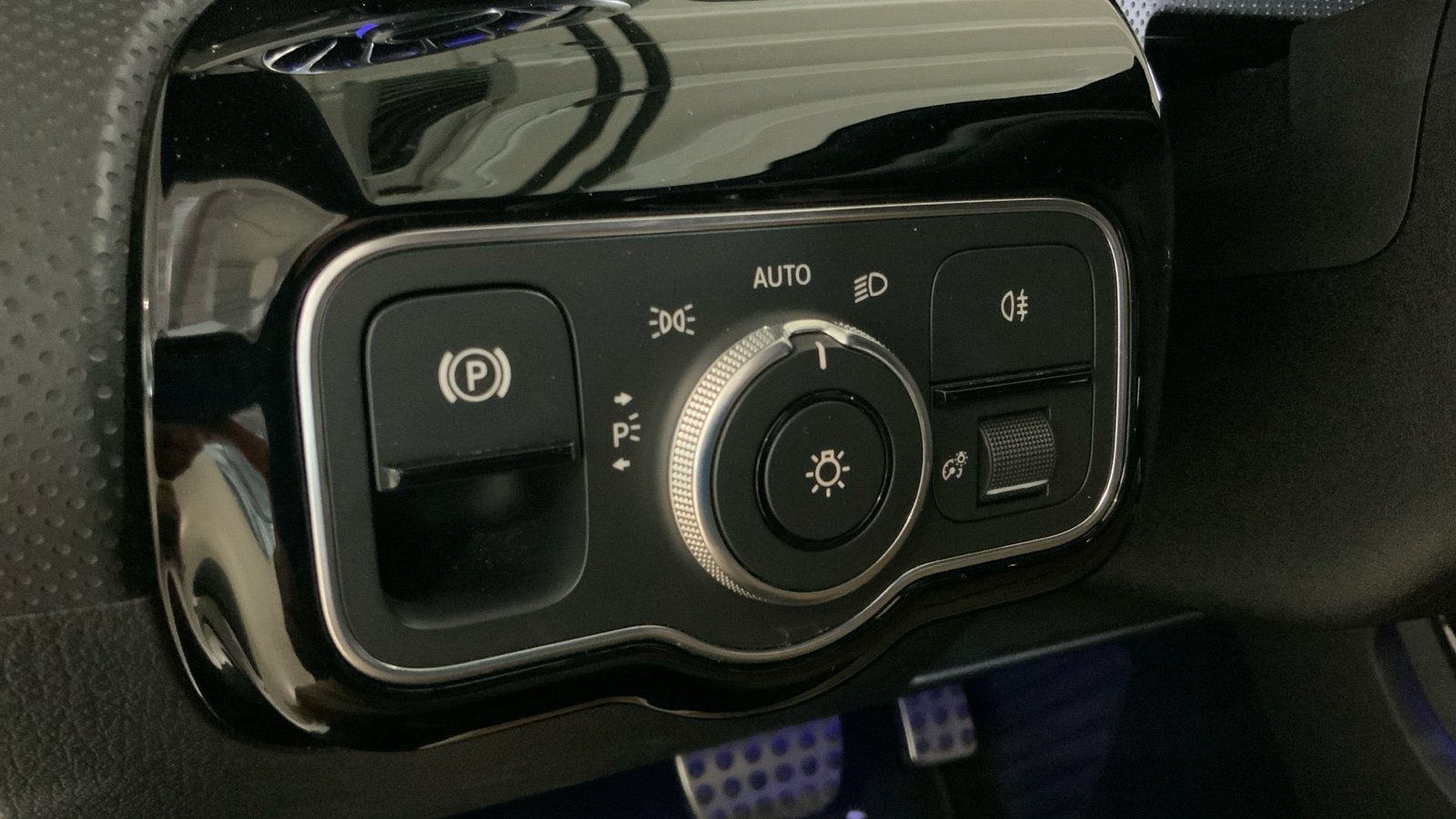 2018 Mercedes-Benz A200