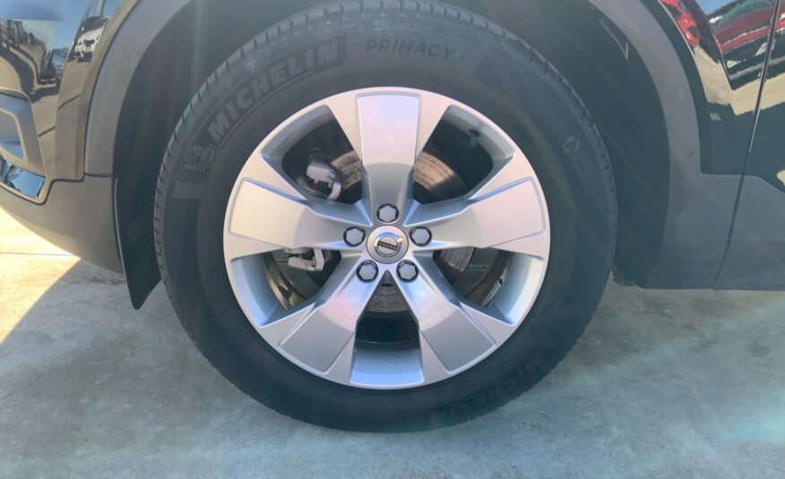 2020 Volvo XC40