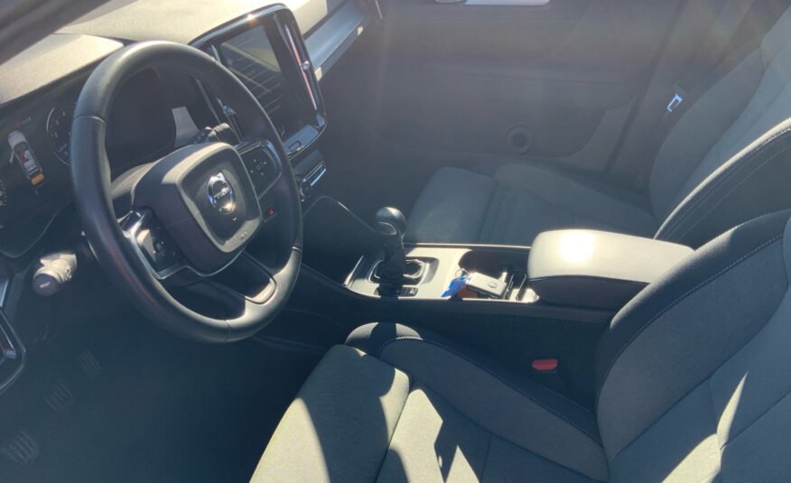 2020 Volvo XC40