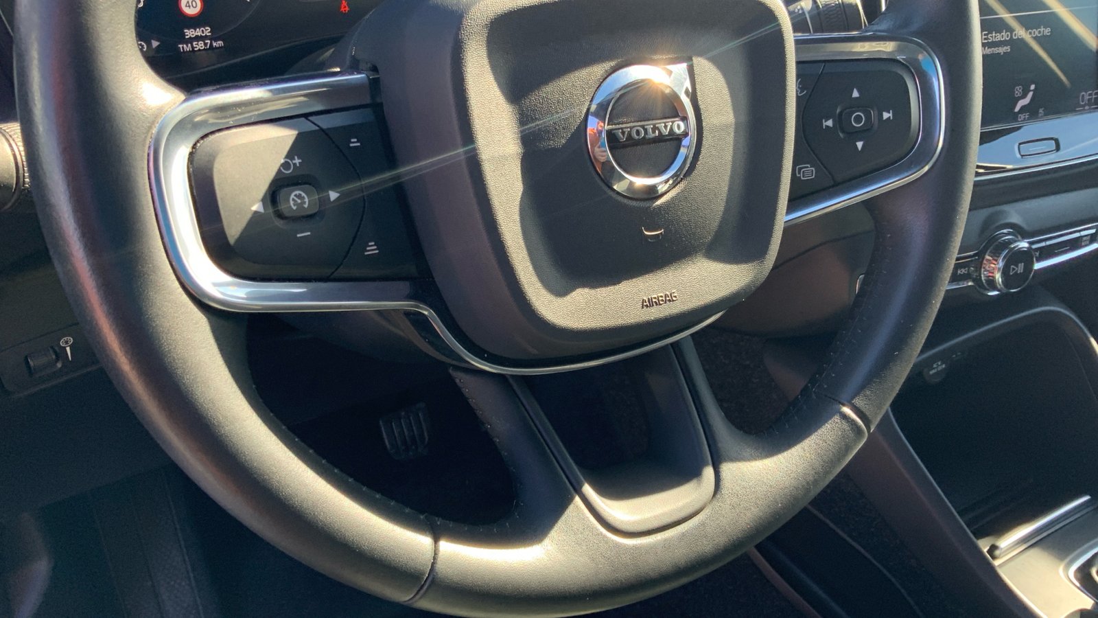 2020 Volvo XC40