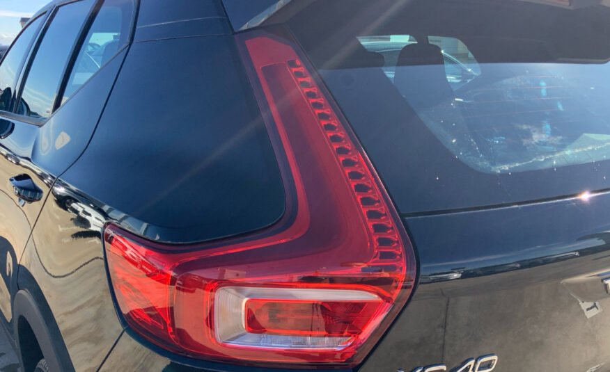 2020 Volvo XC40