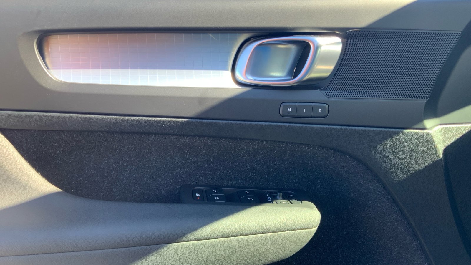 2020 Volvo XC40