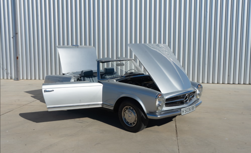 1971 Mercedes-Benz 280 SL PAGODA