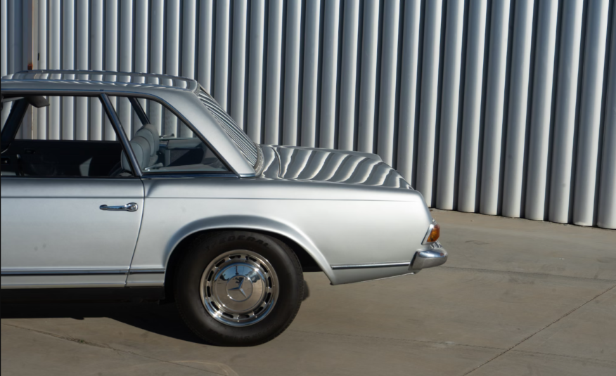 1971 Mercedes-Benz 280 SL PAGODA