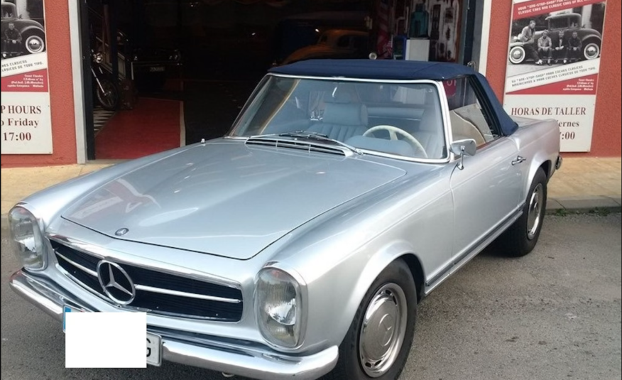 1971 Mercedes-Benz 280 SL PAGODA