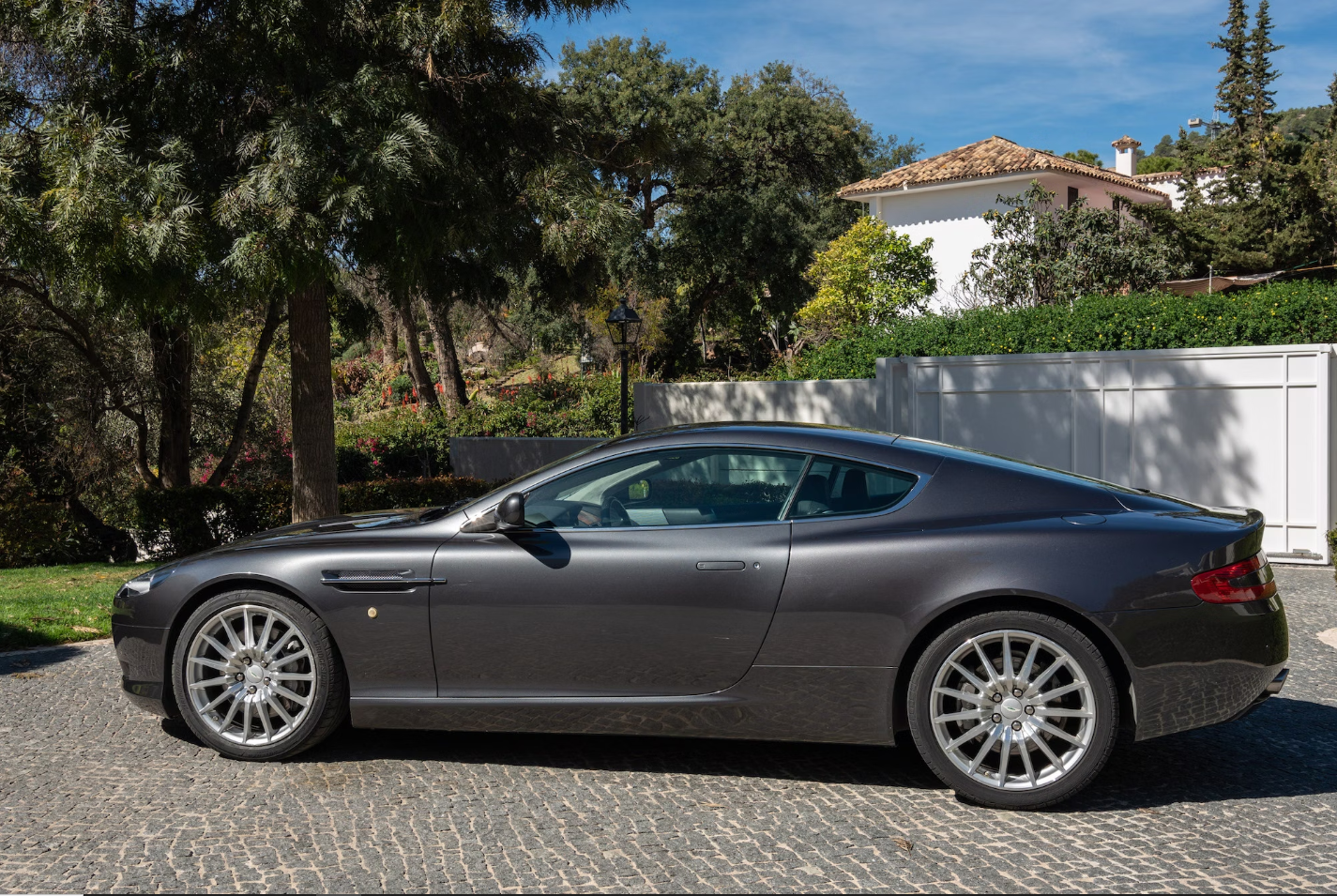 2006 Aston Martin DB9