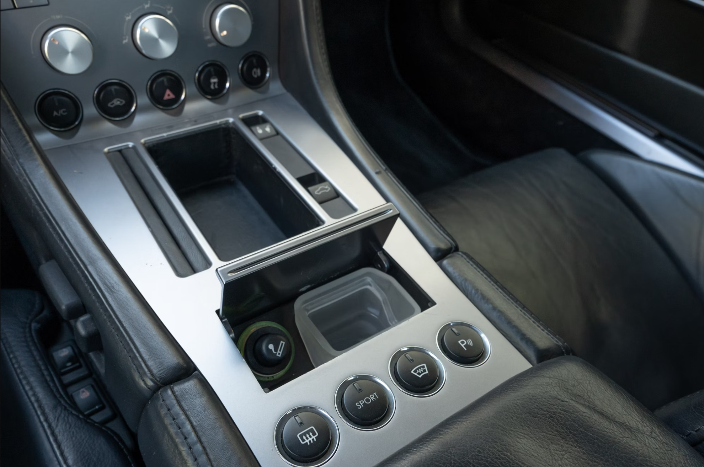 2006 Aston Martin DB9