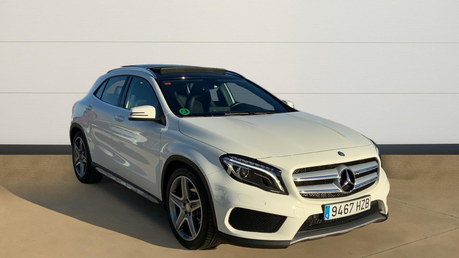 2014 Mercedes-Benz GLA 220