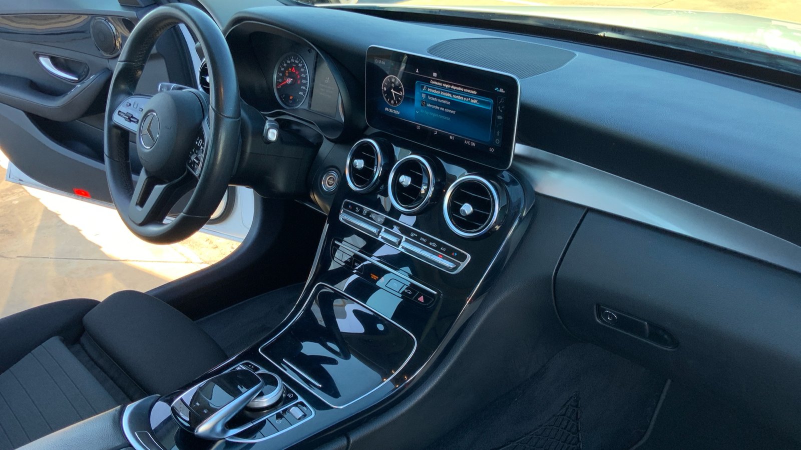 2019 Mercedes-Benz C200