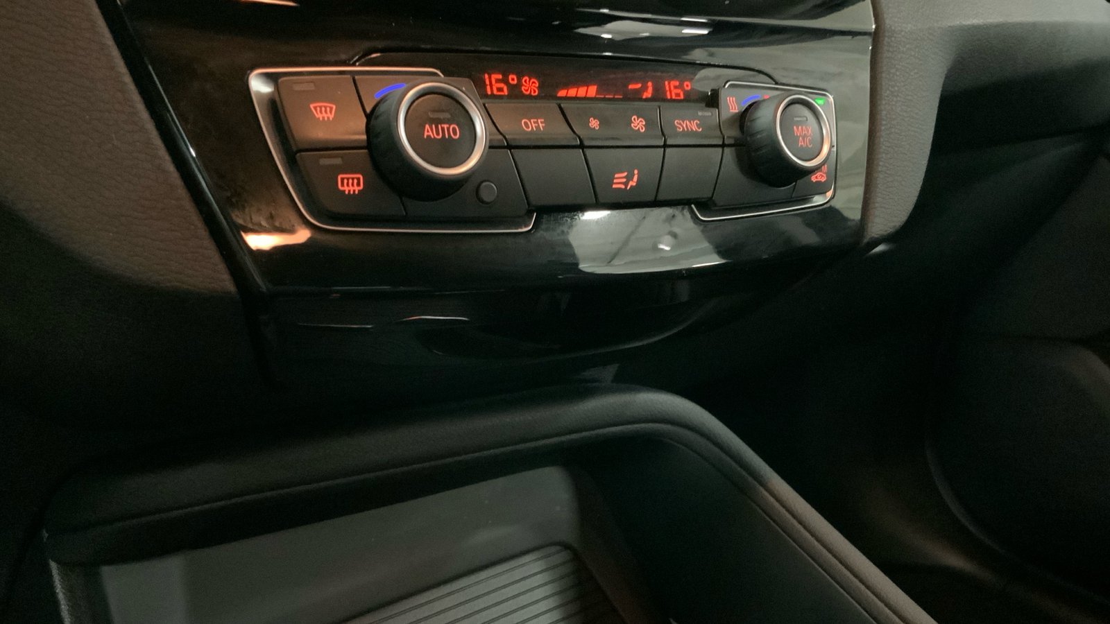 2022 BMW X1