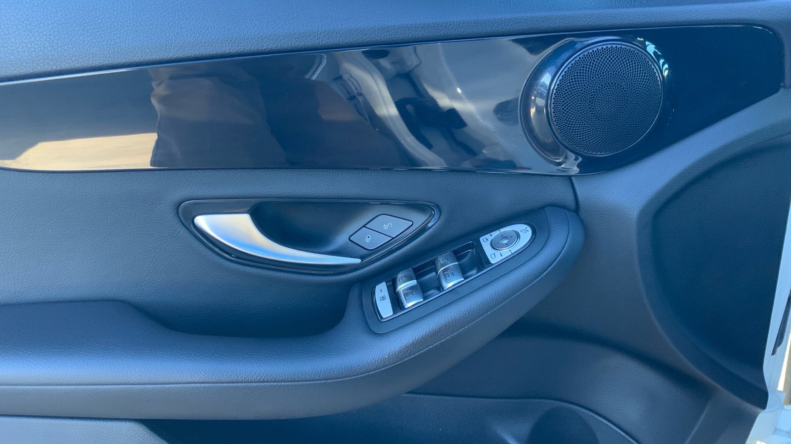 2019 Mercedes-Benz C200